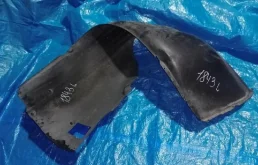 подкрылок BMW 7-Series E65 - F 51717136679