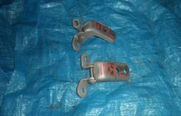 петли двери TOYOTA COROLLA LEVIN AE111 - F 68720-12130, 68710-12130