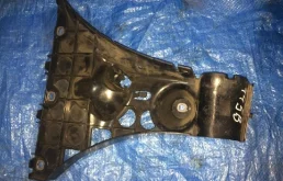 крепление бампера BMW 5-Series E60 - R 51127033716