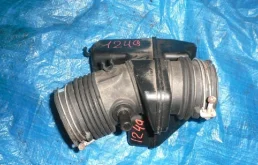 патрубок воздушного фильтра TOYOTA HARRIER GSU31W 2GRFE - 17880-31120