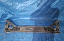 решетка под лобовое стекло FORD FOCUS CB8 IQDB - 1837803