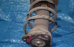 стойка FORD FOCUS CB8 IQDB F 1709759