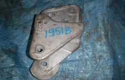 кронштейн опоры двигателя MITSUBISHI OUTLANDER CW4W 4B11 R MN168522