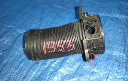 патрубок воздушного фильтра VOLKSWAGEN TOURAN 1T1 AXW, BLR, BLX, BVY - 1K0129684