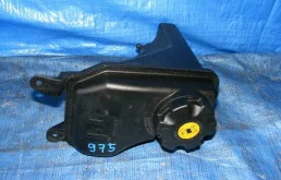 бачок гидроусилителя BMW 1-Series E87 N45B16A - 32416851217