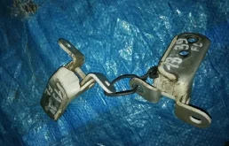 петли двери TOYOTA MARKII GX110 - F 68720-12150, 68710-12150