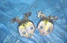 петли двери MITSUBISHI CHARIOT N44W - F MB517722, MB517721