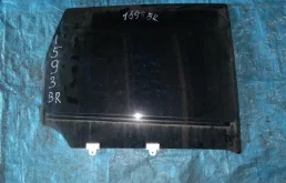 стекло NISSAN NOTE E11 - R 823001U61A