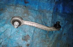 рычаг AUDI A4 8K2 - F 8K0407509A