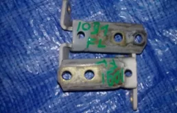 петли двери MITSUBISHI DION CR9W - F MR302270,MR302271