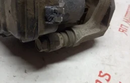 Суппорт задний правый для Mazda CX 5 2018 года на фотографиях