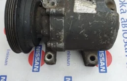 Компрессор кондиционера для Nissan Primera 1998 года на фотографиях