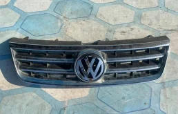 Решетка радиатора для Volkswagen Touareg I (7L) 2002-2010