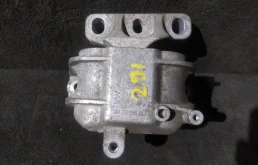 Опора двс Volkswagen Passat CC 2009 358