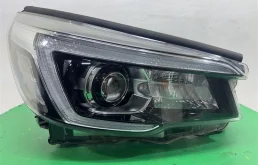 Фара FR LED с ходовым огнем 2018-2021 УЦЕНКА ремонт двух ушей, боковое под решетку и верхнее среднее