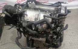 Двигатель без навесного для Nissan Serena 1996 года на фотографиях