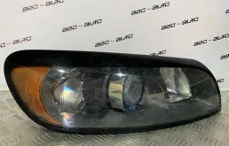 Фары для Volvo C30 на фотографиях