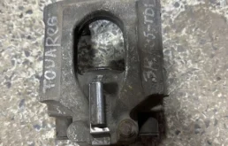 Супорт тормозной задний правый для Volkswagen Touareg I (7L) 2002-2010