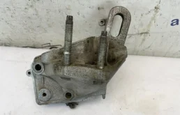 кронштейн двигателя Ford Focus 2006 CB4 HWDB