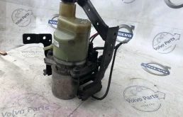 Насос ГУР для Volvo C30 2011 года на фотографиях