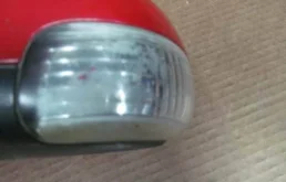 Стекла и зеркала для Volkswagen Touran 2008 года на фотографиях