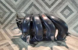 Впускной коллектор для Toyota RAV4 XA40 2013-2015