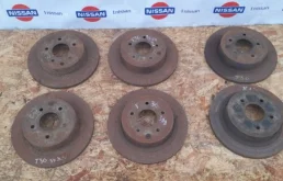 Диск тормозной задний (432068H701) для Nissan X-Trail T30 RU 2001-2007