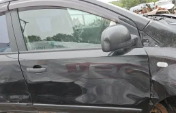 Дверь передняя правая на Nissan Note