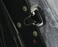 Замок  задней левой двери Opel Zafira A