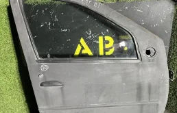 Дверь передняя правая renault logan 1