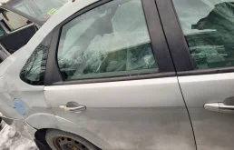 Дверь задняя правая на Ford Focus 2 рест