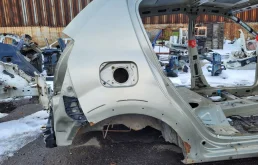 Крыло заднее правое на Renault Sandero Stepway