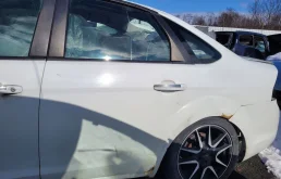 Дверь задняя левая на Ford Focus 2 рест