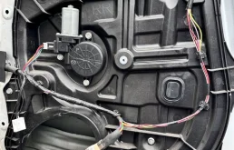 Стеклоподъемник электр. задний пр для Mazda 6 gh