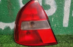 Фонарь задний левый Hella на Mitsubishi Carisma