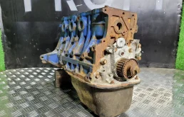 Блок цилиндров в сборе 4AFE на Toyota Carib 110