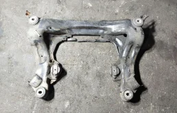 Подрамник Audi A6 (C5)