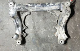 Подрамник Audi A6 (C5)