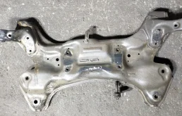 Подрамник Hyundai Solaris