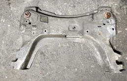 Подрамник Renault Megane 2