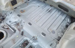 Пол багажника на Renault Logan 2011 1.6 хэтчбек