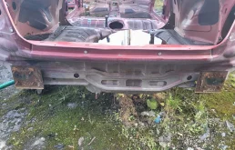 Задняя панель на Lacetti 2008 1.4 седан