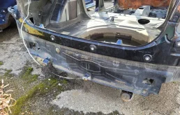 Панель задняя на VW Polo 5