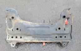 Подрамник передний на Ford Fusion 1