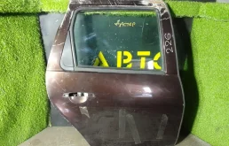 Дверь задняя правая Renault Duster