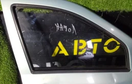 Стекло двери передней правой Renault Logan