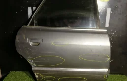 Дверь задняя правая Audi A8 голое железо