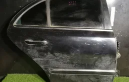 Дверь задняя правая Mercedes-Benz W211