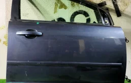 Дверь передняя правая для Ford Focus 2