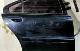 Дверь задняя правая для Volvo S60
